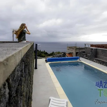 Sunset Pool House T1 *